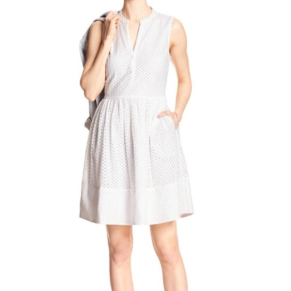 Banana Republic Factory White Eyelet Sleeveless Fit and Flare Dress Size 4
